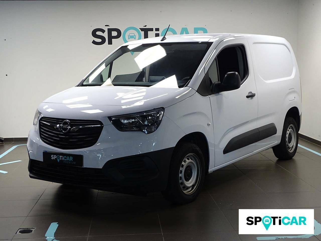 Carla mulata particular  de segunda mano - opel combo cargo 2023 /