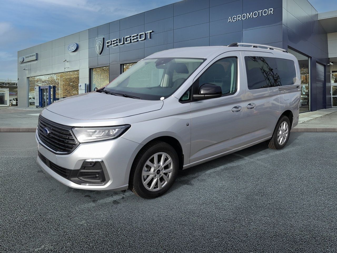 Ford Tourneo Connect 1.5 Ecoboost PHEV Titanium Auto