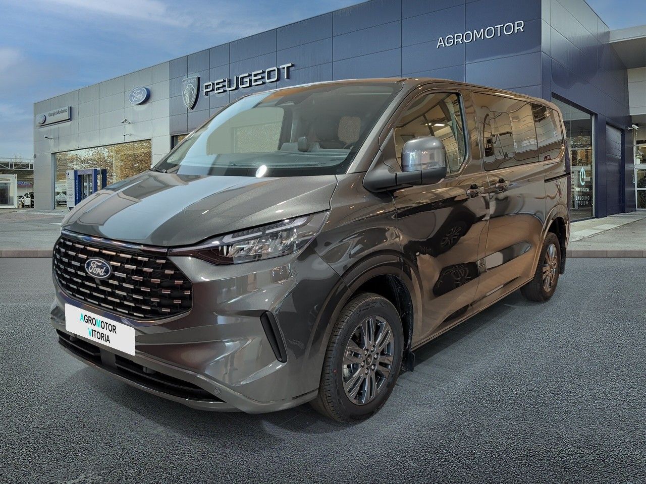 Ford Tourneo Custom 2.0 EcoBlue 125kW L1 Titanium Auto