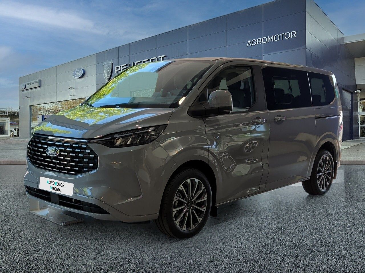 Ford Tourneo Custom 2.5 Duratec PHEV 171 L1 Titanium X eCVT