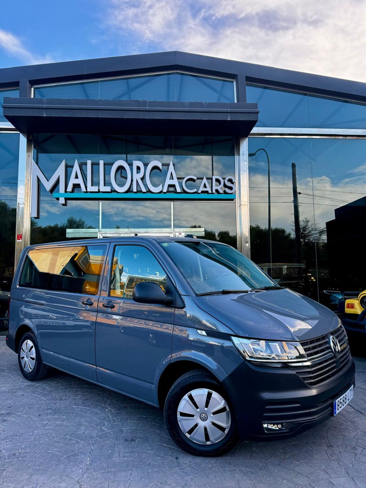 volkswagen transporter 2021 / foto grande (2)