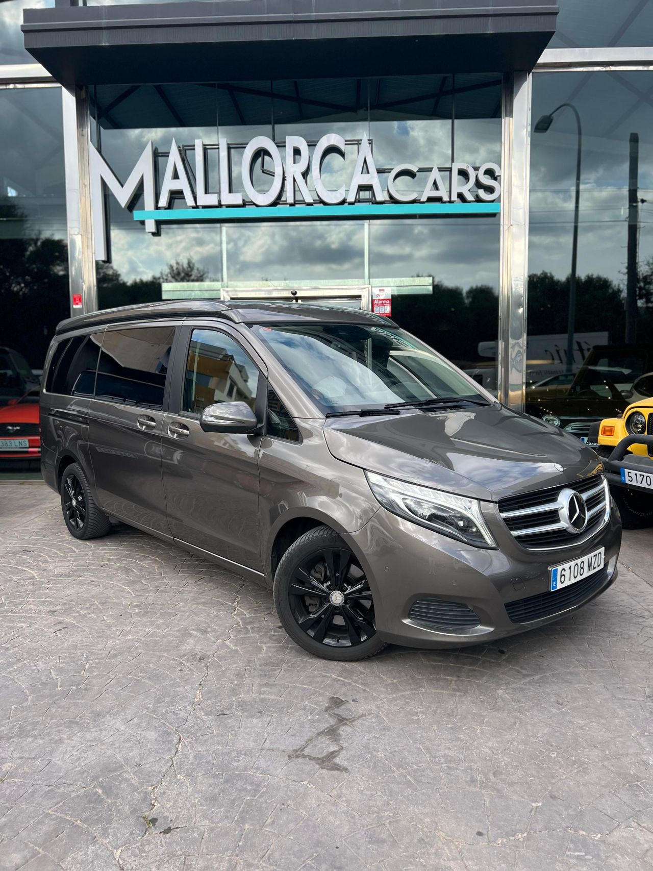 mercedes clase v 2019 / foto grande (2)