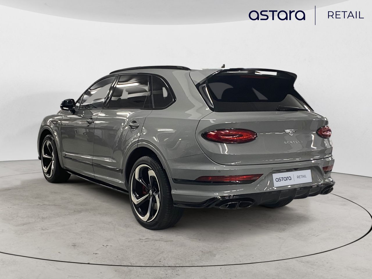 bentley bentayga 2024 / foto grande (3)