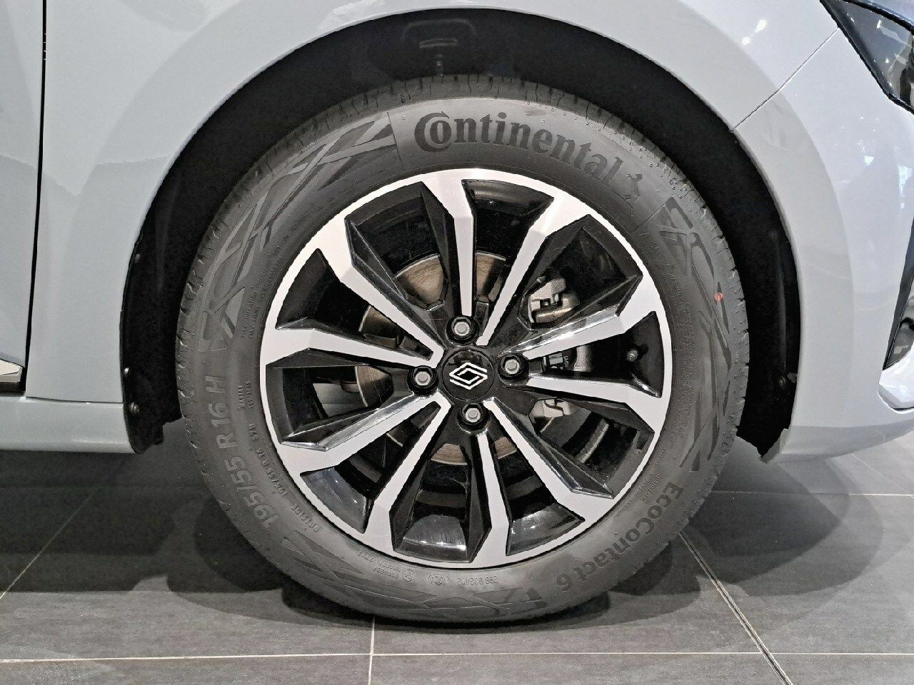 renault clio 2024 / foto grande (3)