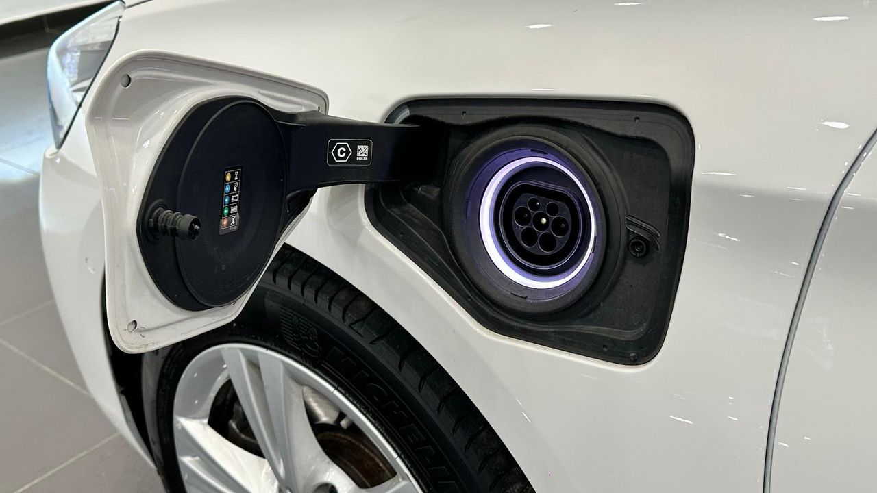 BMW Serie 2 Active Tourer 225xe ACTIVE TOURER - foto 5