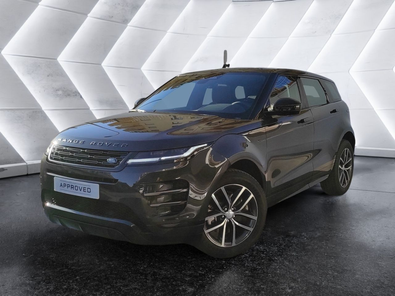 land-rover range rover evoque 2024 /