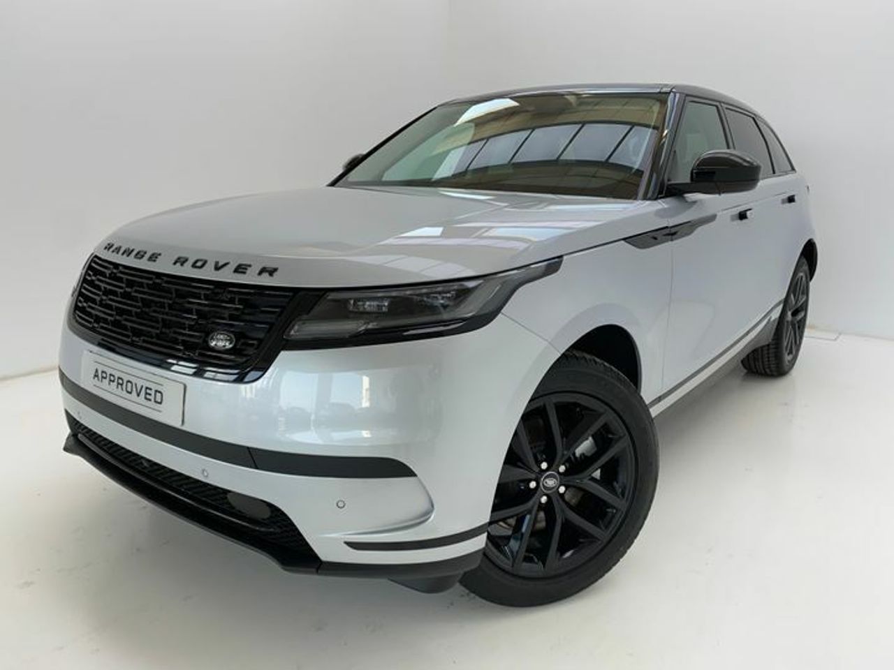 Foto land-rover range rover velar 2024 /