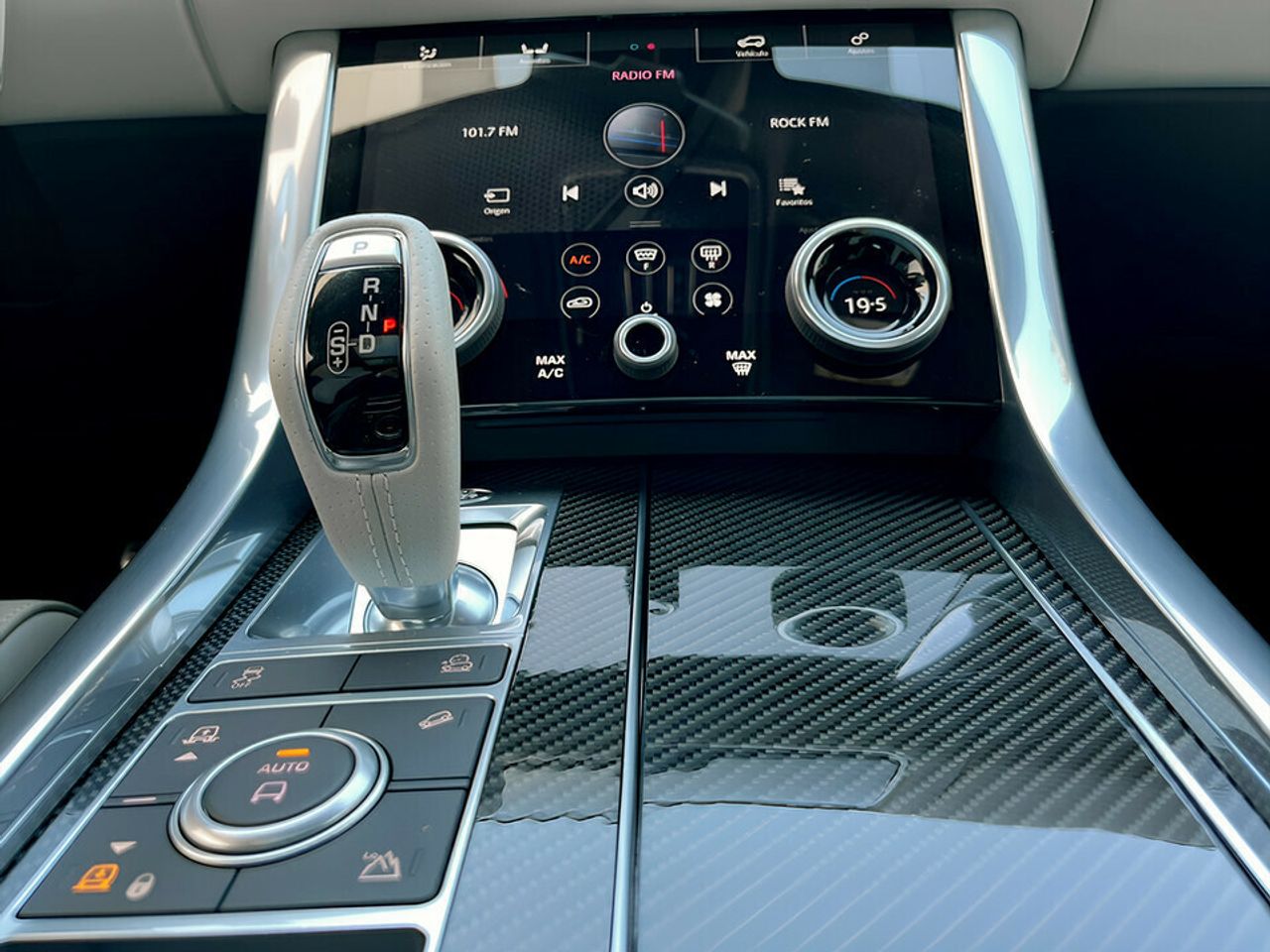 Land-Rover Range Rover Sport 5.0 V8 S/C 423kW (575CV) SVR - foto 43