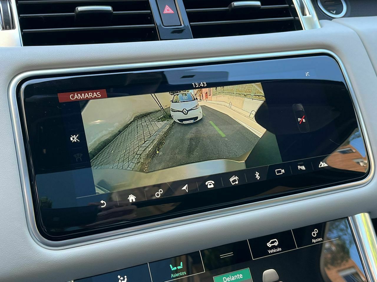 Land-Rover Range Rover Sport 5.0 V8 S/C 423kW (575CV) SVR - foto 46