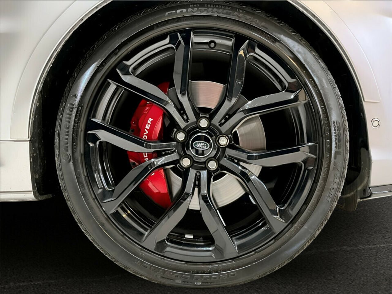 Land-Rover Range Rover Sport 5.0 V8 S/C 423kW (575CV) SVR - foto 70