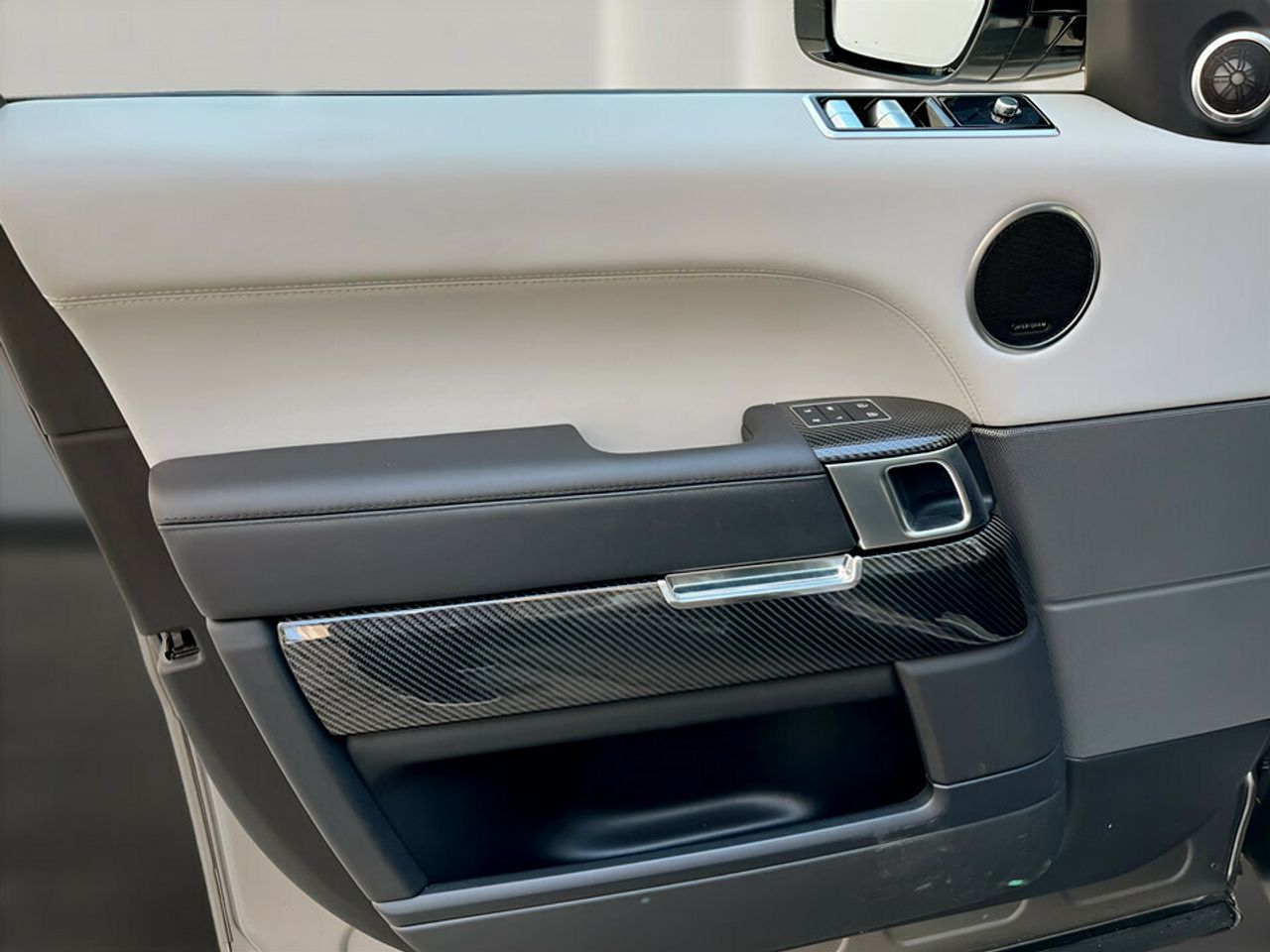 Land-Rover Range Rover Sport 5.0 V8 S/C 423kW (575CV) SVR - foto 31