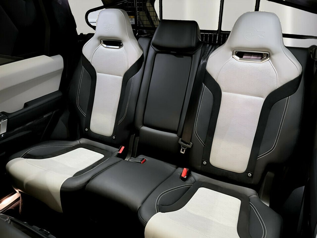 Land-Rover Range Rover Sport 5.0 V8 S/C 423kW (575CV) SVR - foto 14