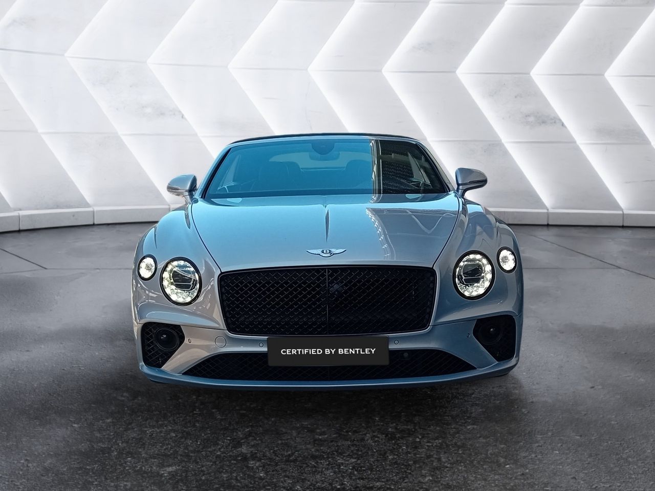 bentley continental gt 2019 / foto grande (2)