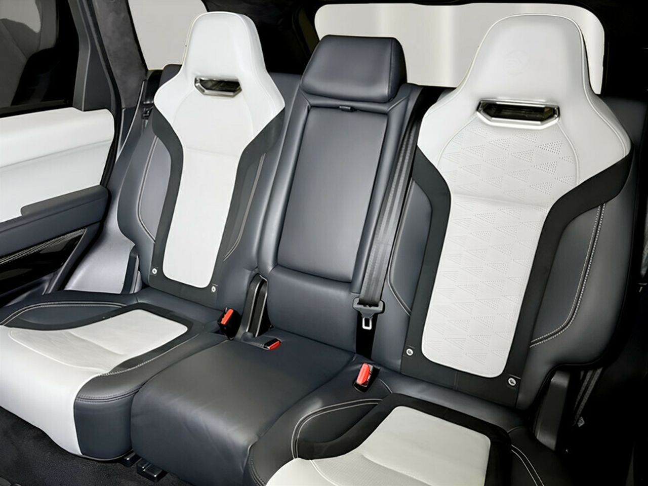 Land-Rover Range Rover Sport 5.0 V8 S/C 423kW (575CV) SVR - foto 12