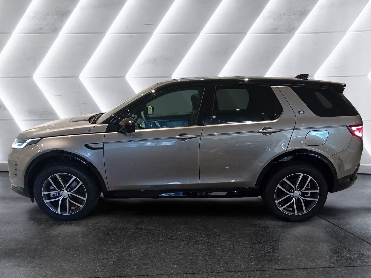 land-rover discovery sport 2025 / foto grande (3)
