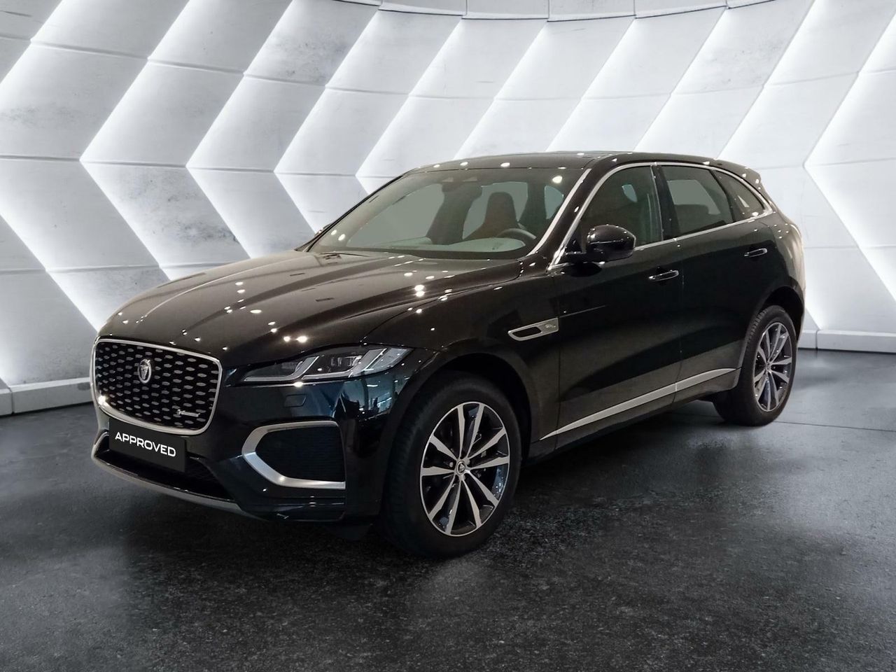Foto jaguar f-pace 2024 /