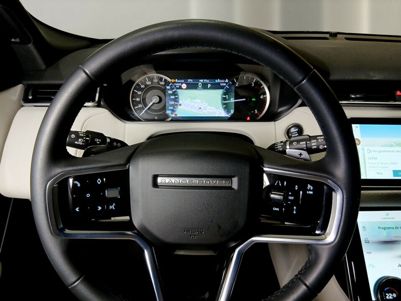 Land-Rover Range Rover Velar 2.0D I4 150kW R-Dynamic SE 4WD  - foto 12