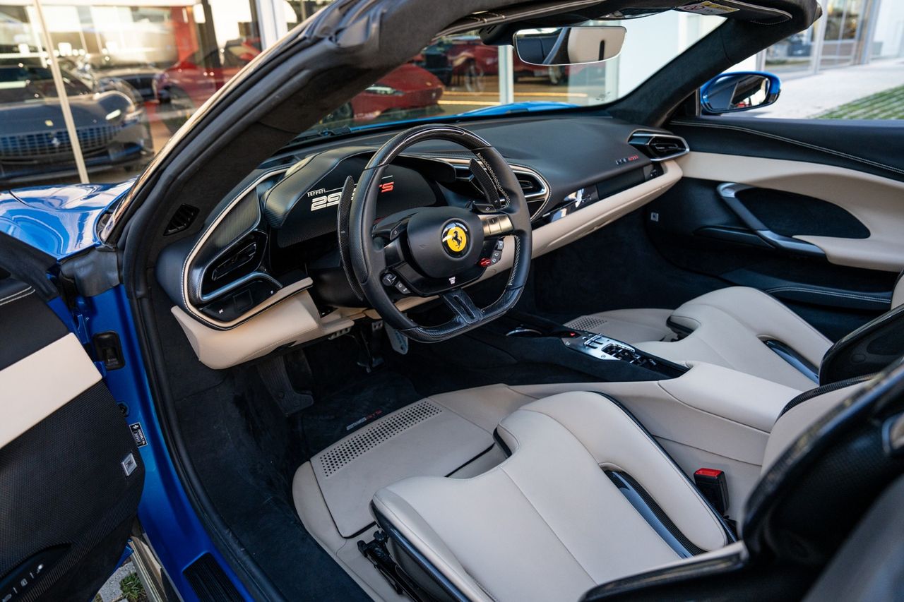 Ferrari 296 GTS - foto 13