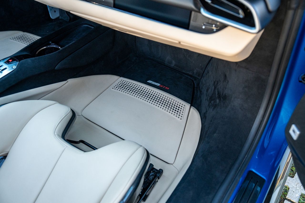 Ferrari 296 GTS - foto 19