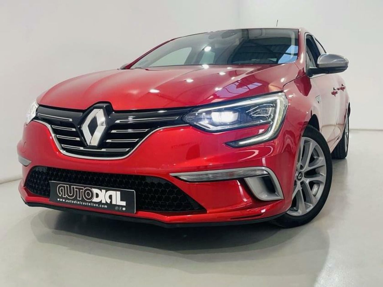renault megane 2019 / foto grande (3)
