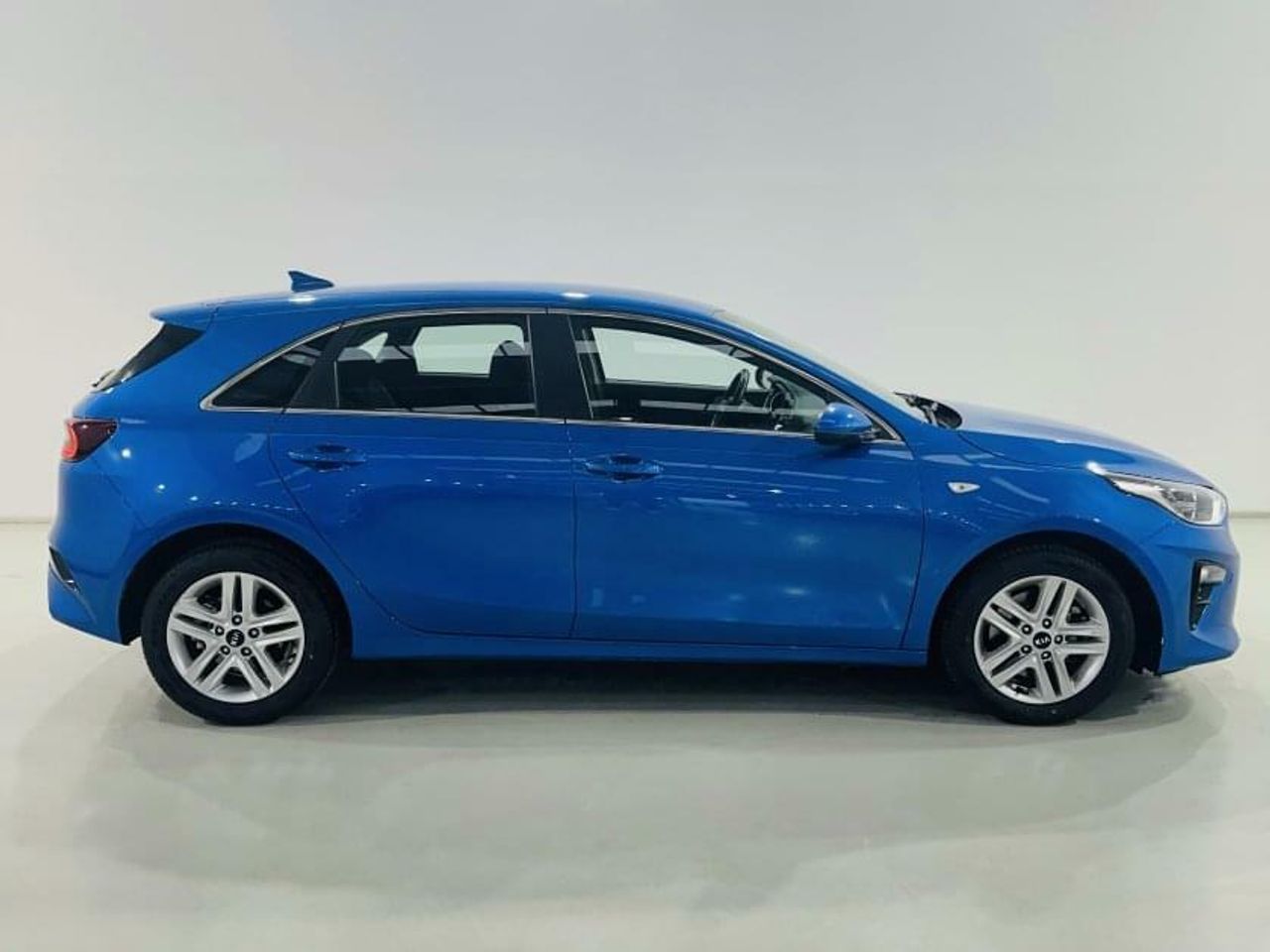 Foto kia ceed 2021 /