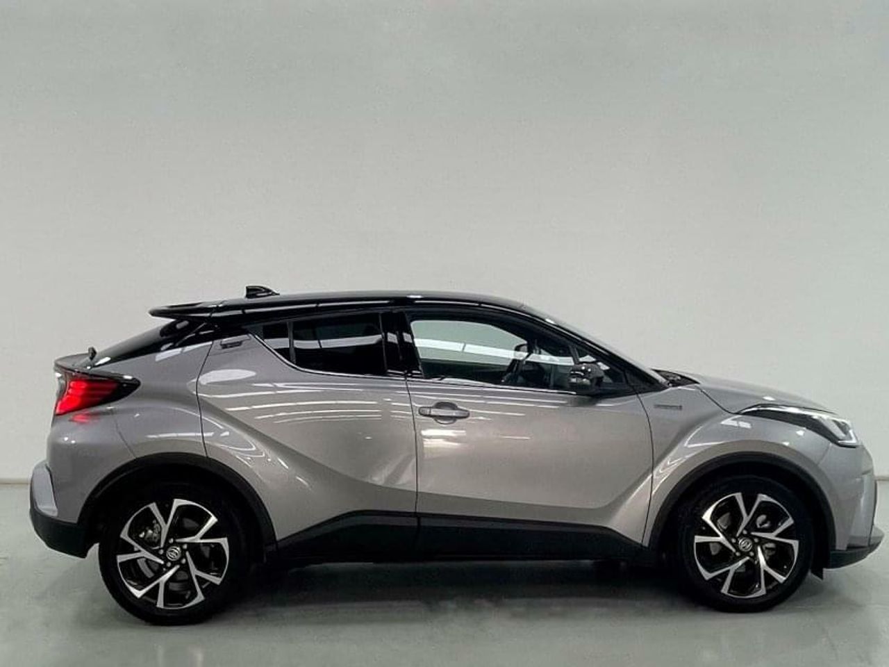 Foto toyota c-hr 2019 /