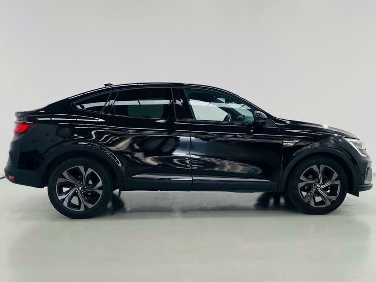 Foto renault arkana 2023 /