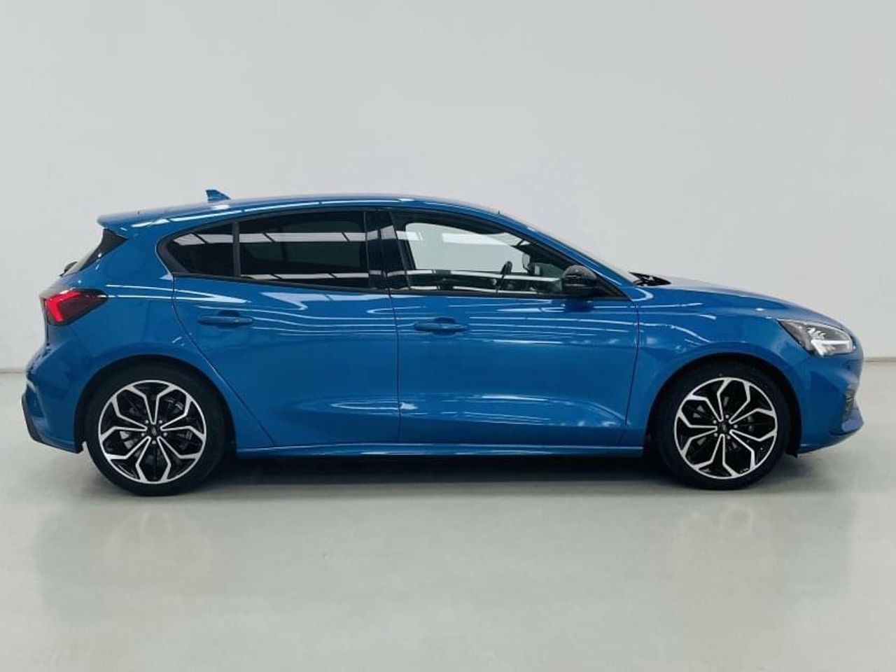 Foto ford focus 2020 /