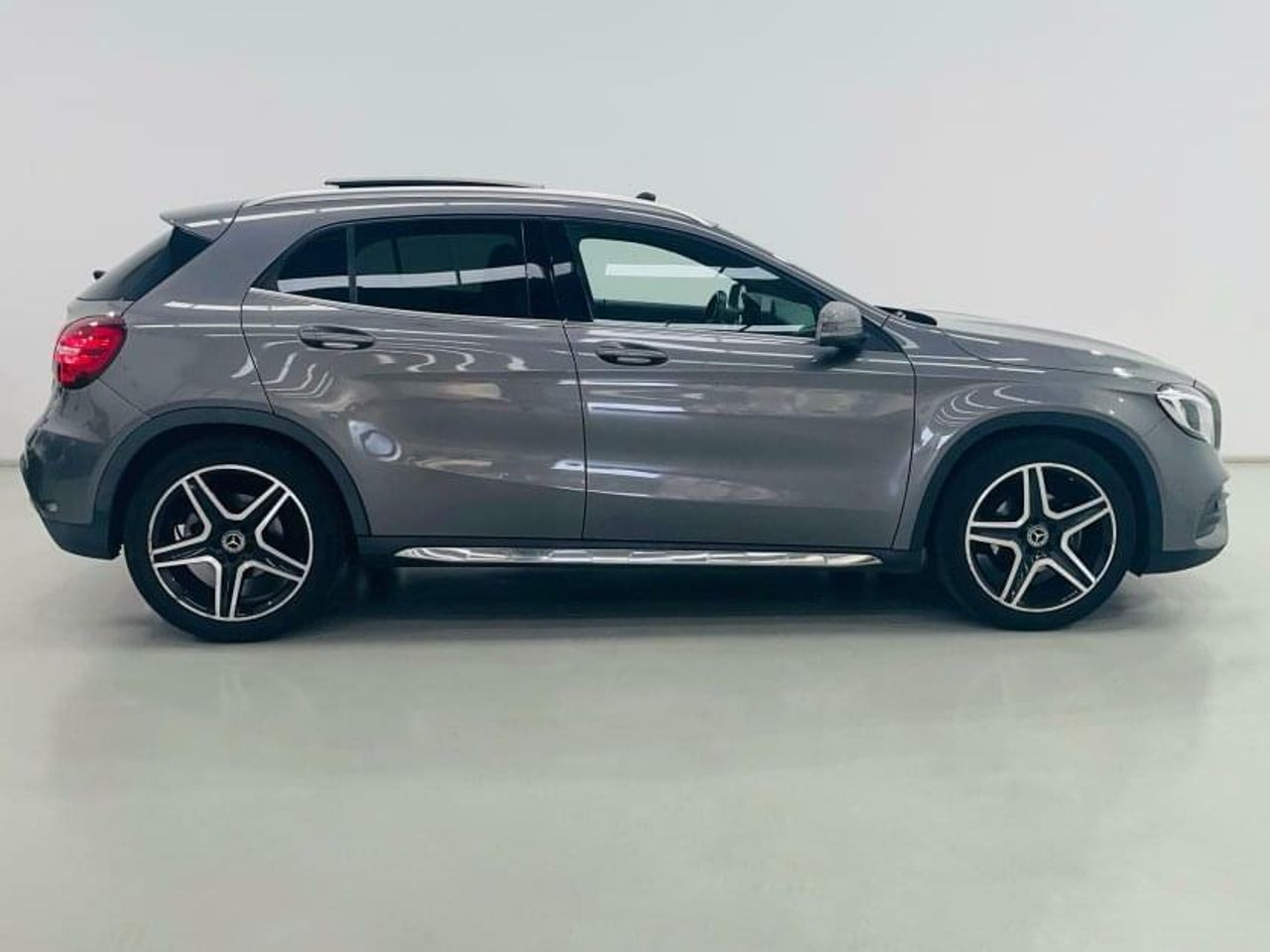 Foto mercedes gla 2020 /