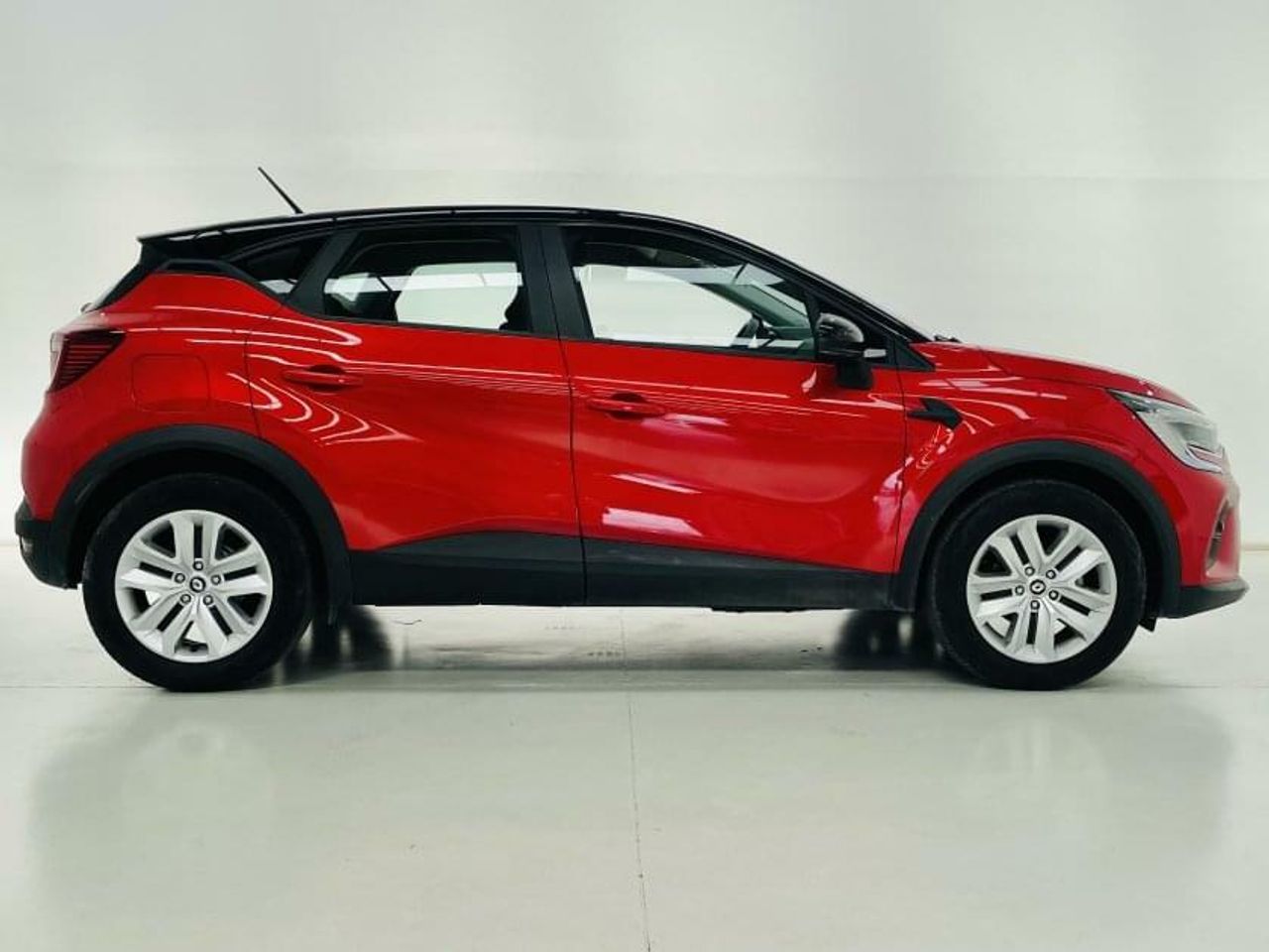 renault captur 2022 /