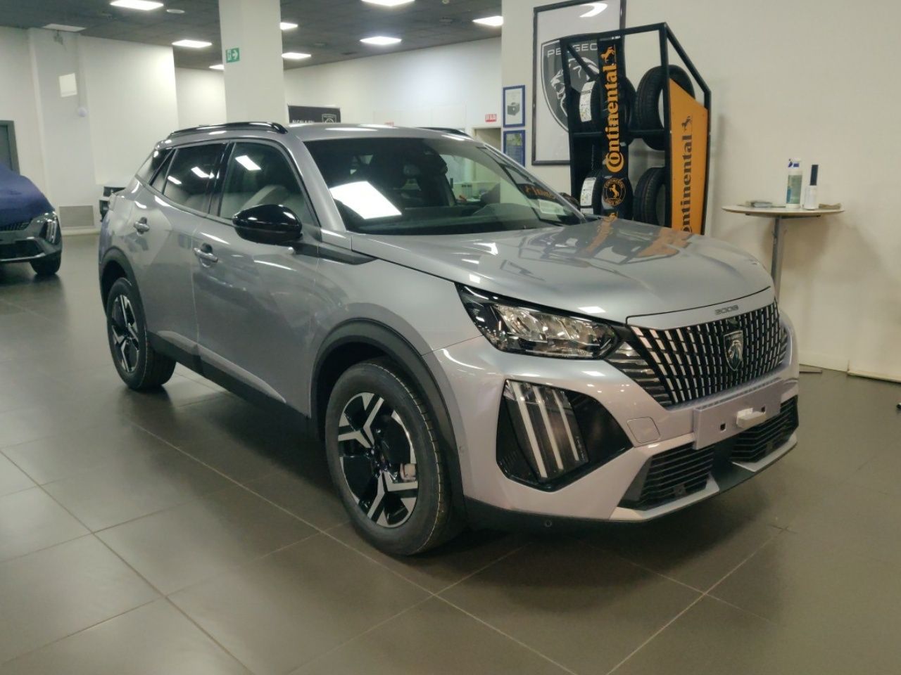 peugeot 2008 2025 / foto grande (3)