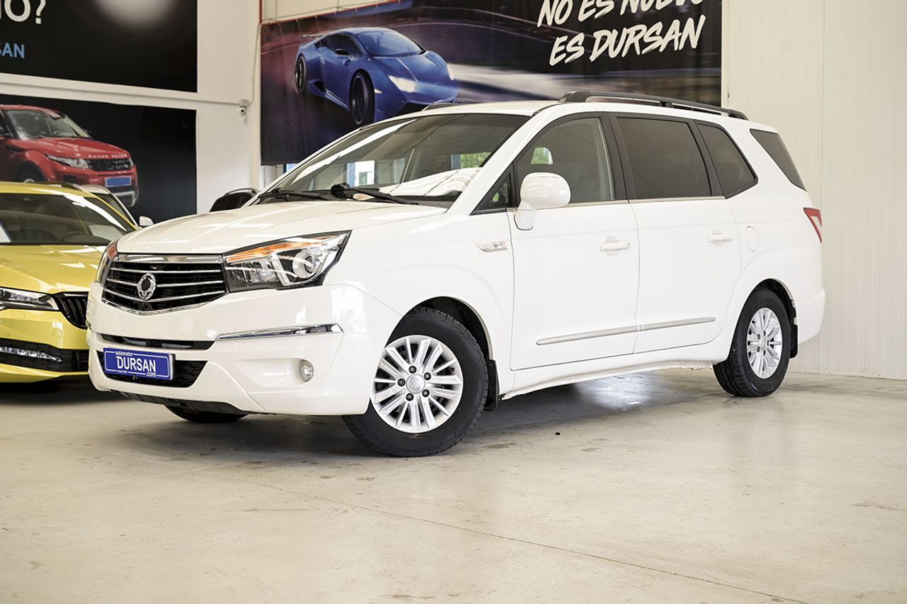 Foto ssangyong rodius 2017 /