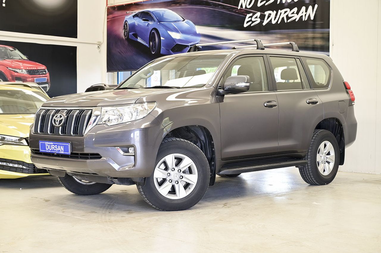 Foto toyota land cruiser 2018 /
