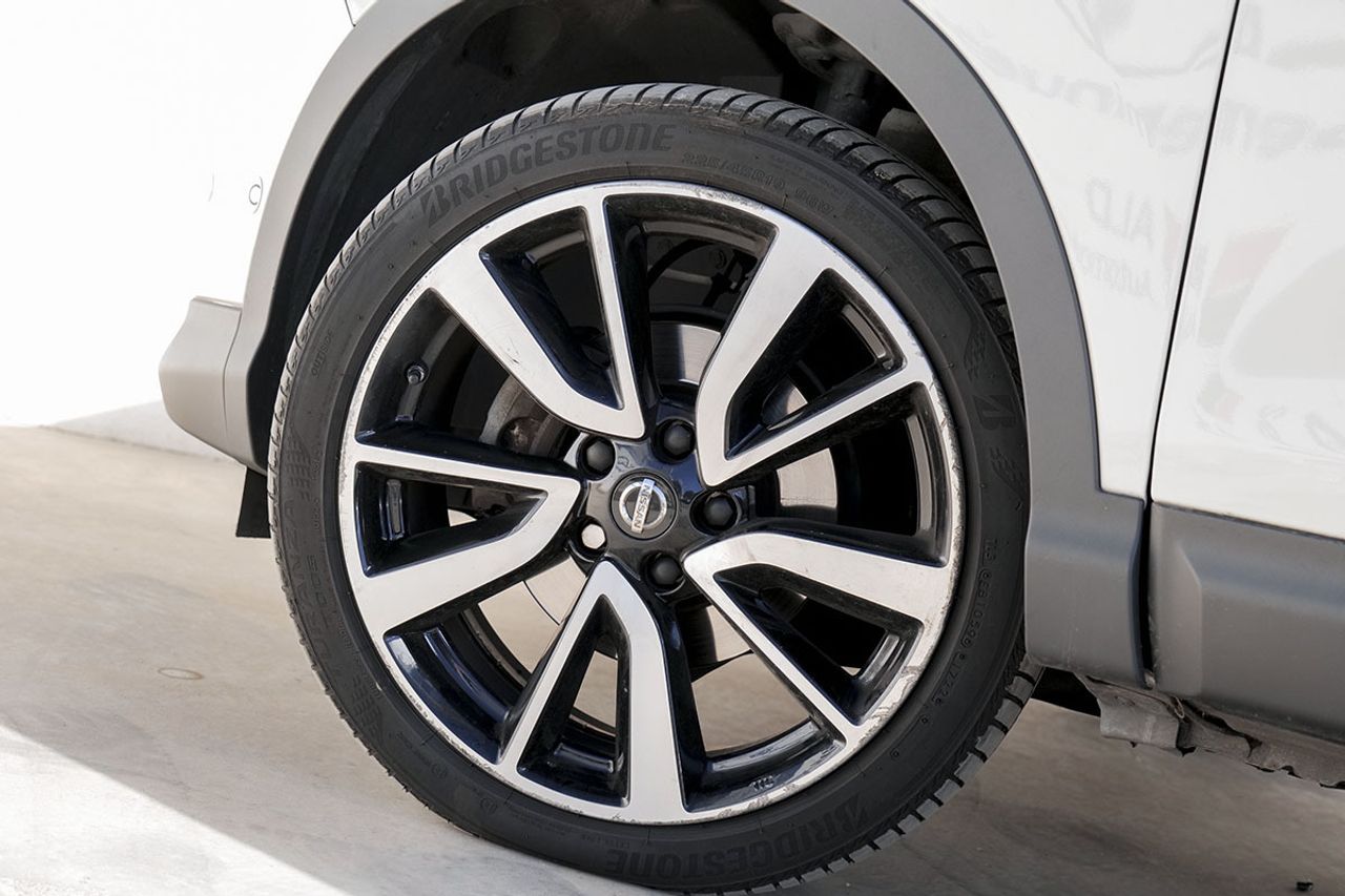 Nissan Qashqai 1.6dCi TEKNA 4x2 XTRONIC Alcantara - foto 13