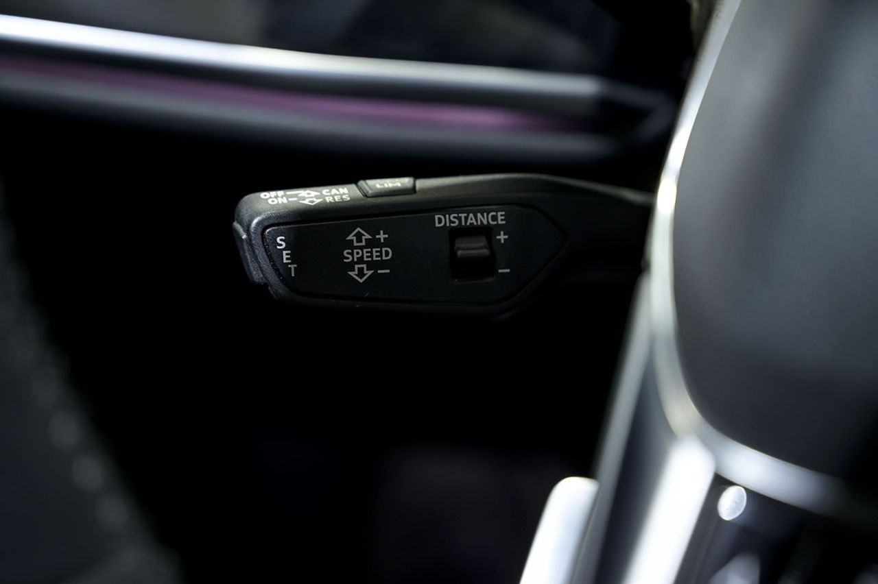 Audi A8 60 TFSIe quattro tiptronic - foto 30