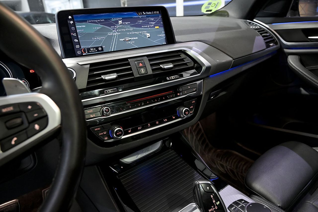 BMW X3 xDrive20d - foto 31