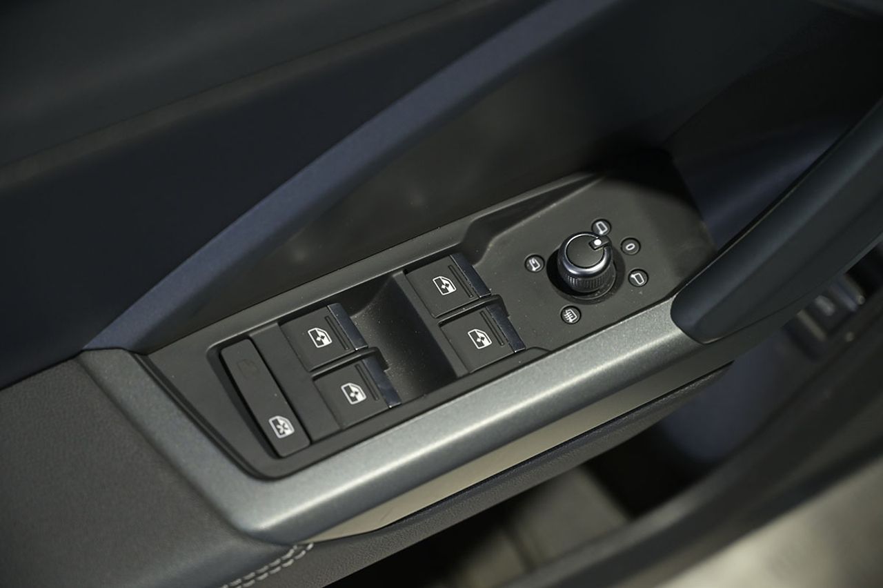 Audi Q3 45 TFSI e 180kW S tronic S Line - foto 40