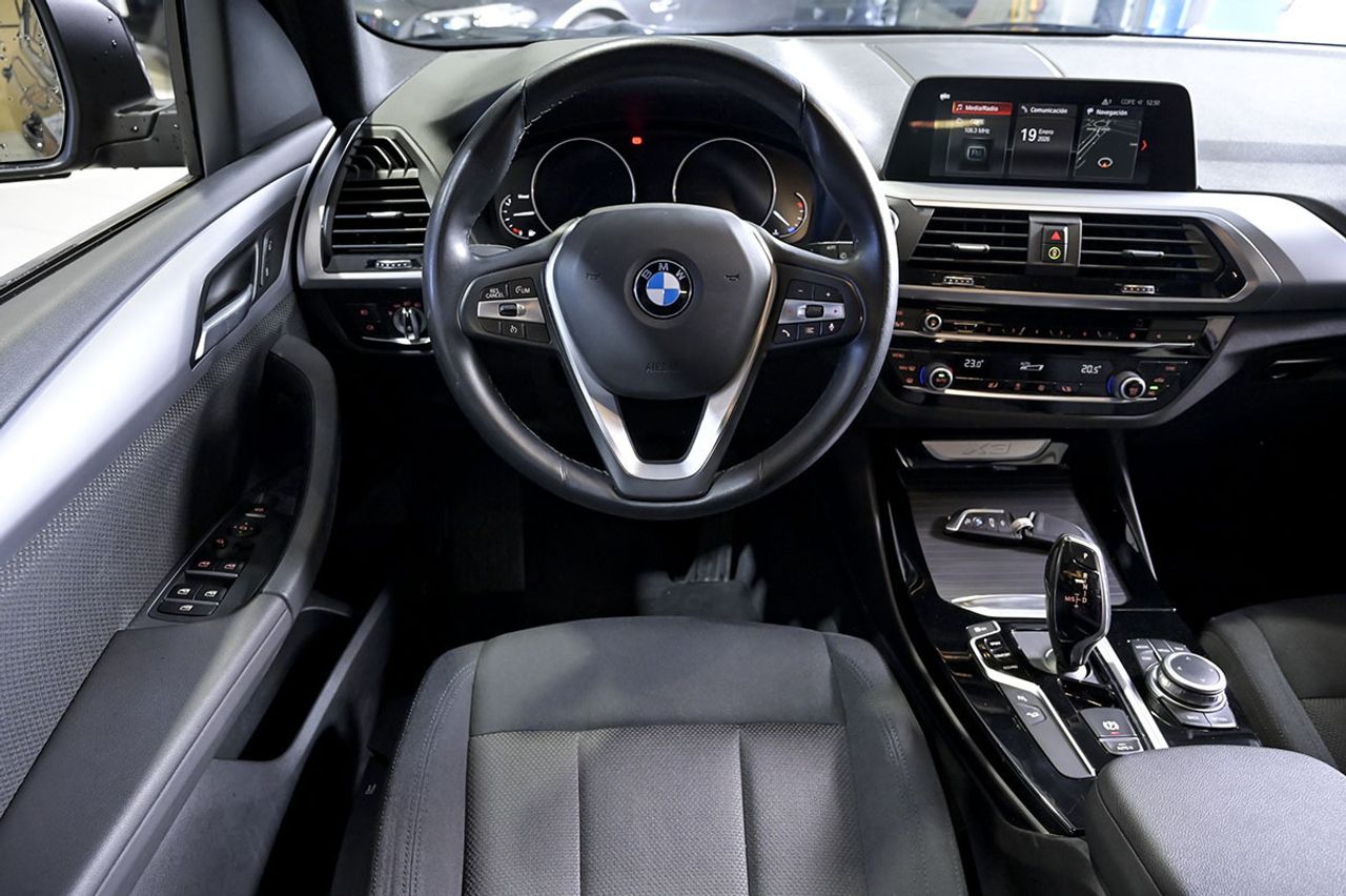 BMW X3 xDrive20d - foto 31