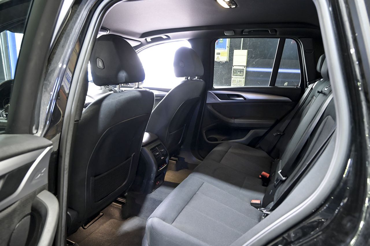BMW X3 xDrive20d - foto 16