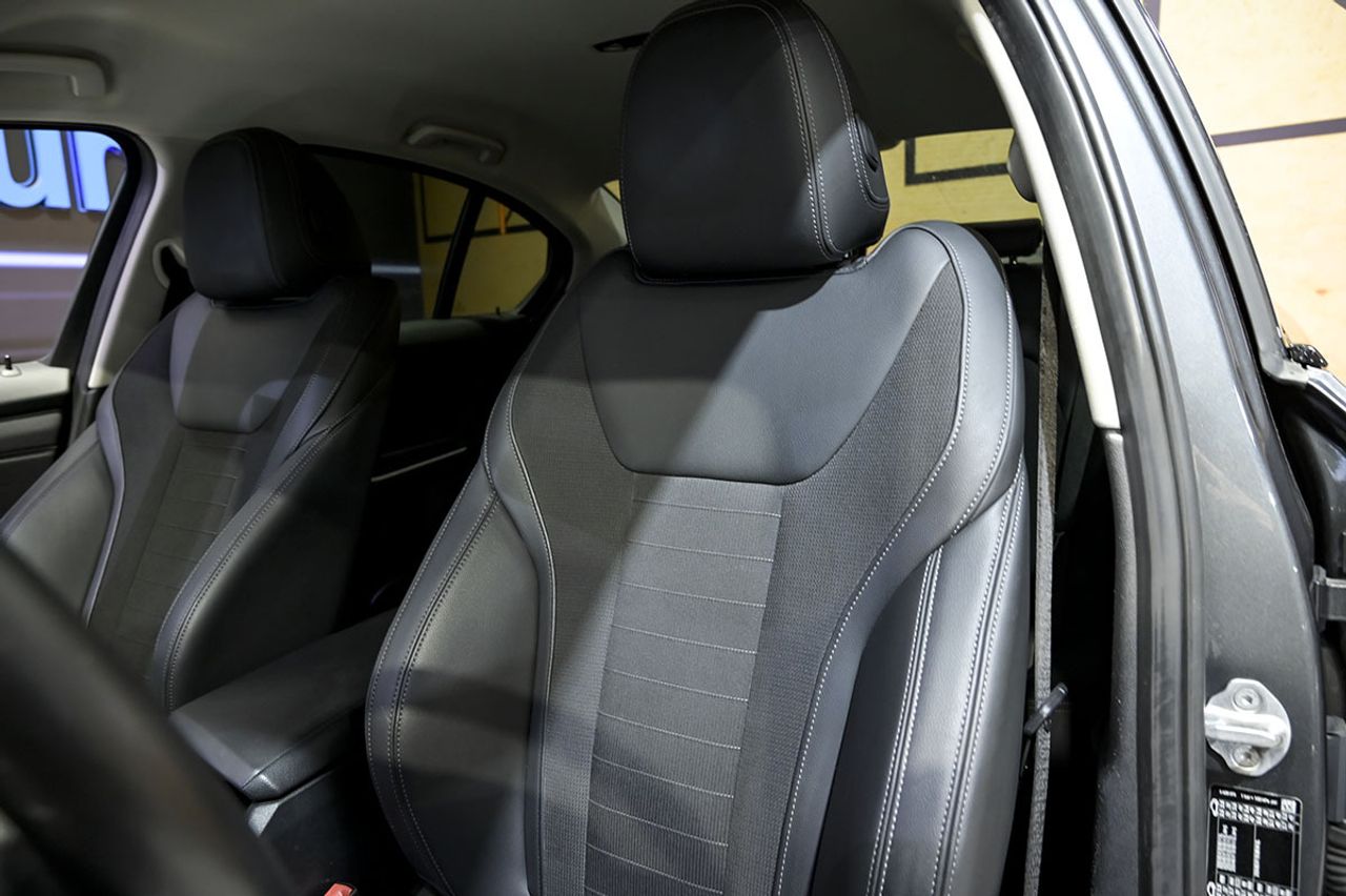 BMW Serie 3 320d Auto. - foto 9