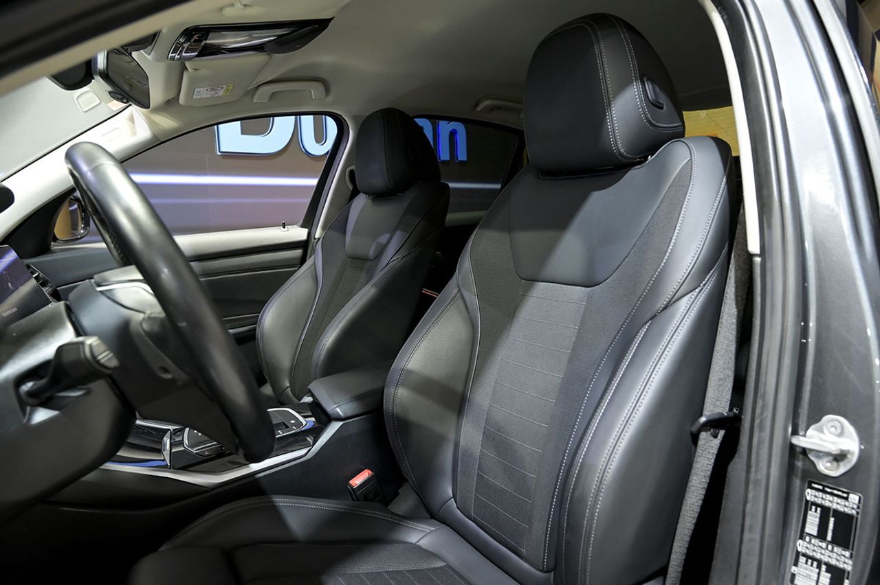 BMW Serie 3 320d Auto. - foto 24