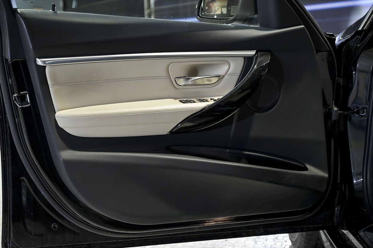 BMW Serie 3 330e - foto 23