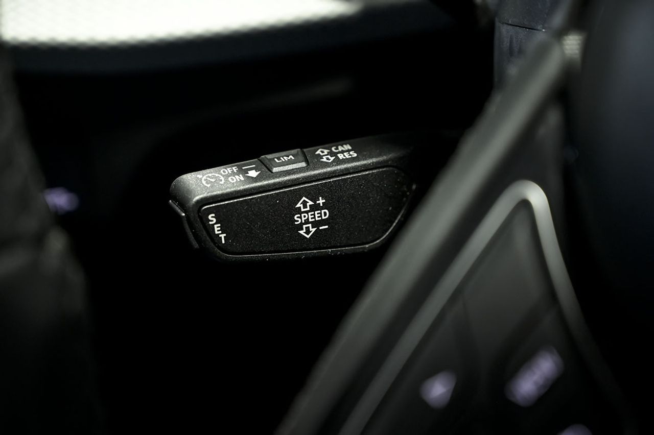 Audi Q2 S line 30 TDI 85kW 116CV - foto 24