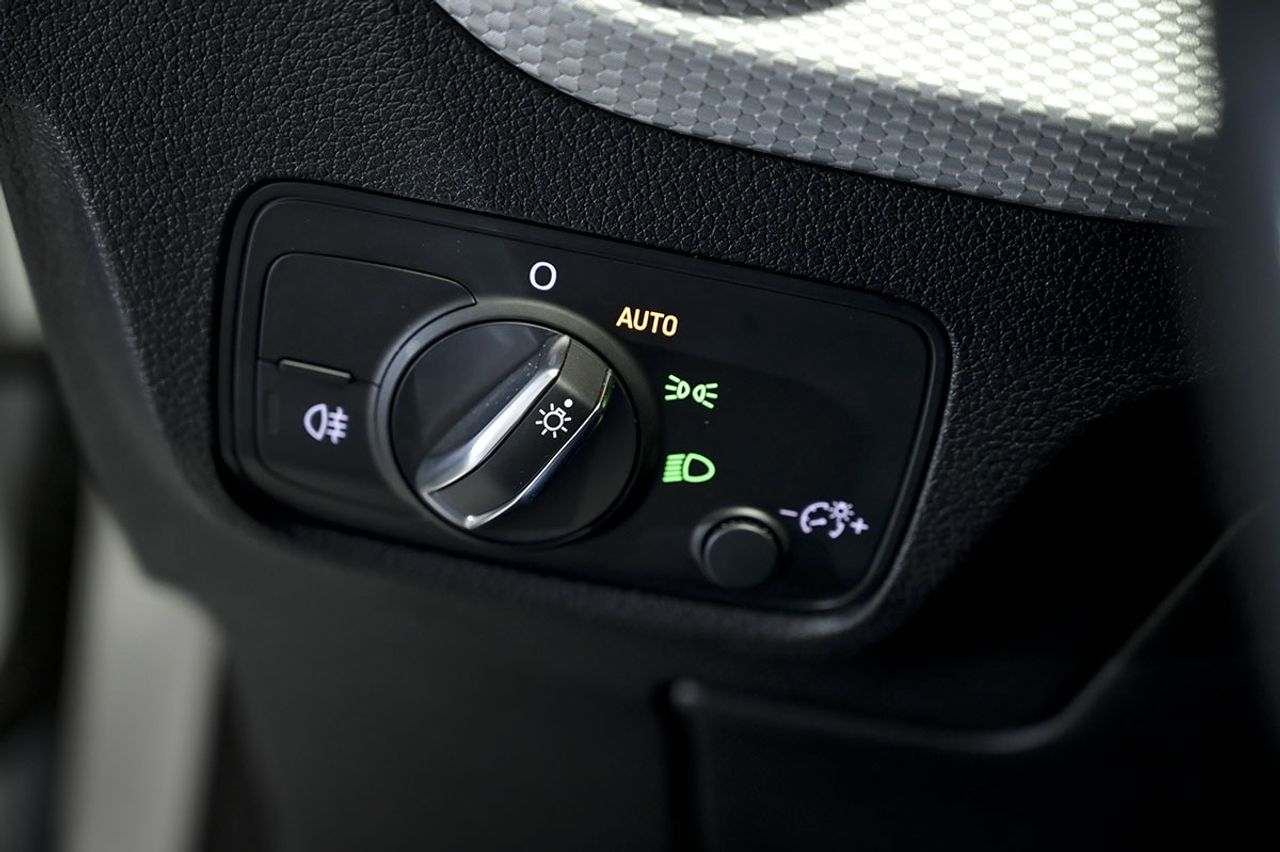 Audi Q2 S line 30 TDI 85kW 116CV - foto 22