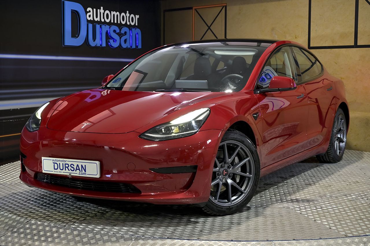 Foto tesla model 3 2022 /