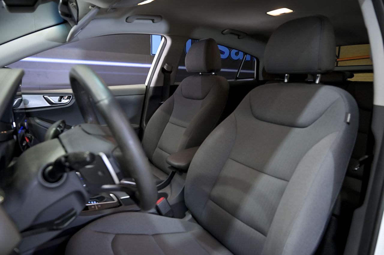 Hyundai IONIQ 1.6 GDI HEV Tecno DCT - foto 8