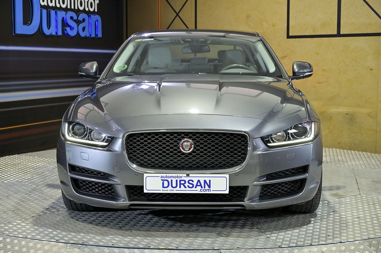 jaguar xe 2017 / foto grande (2)