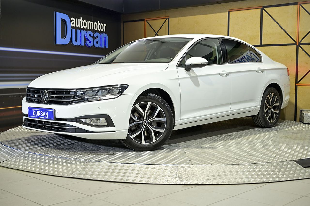 Foto volkswagen passat 2022 /