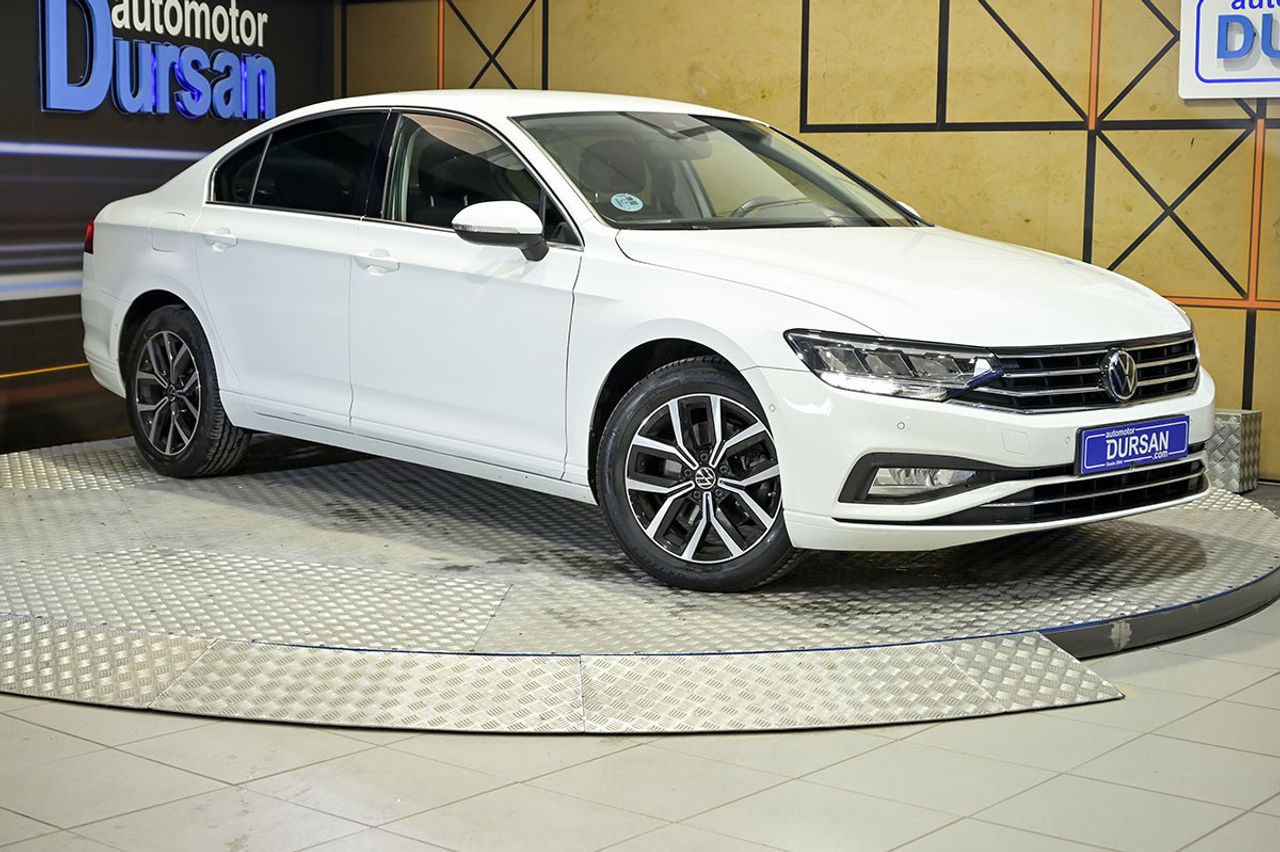 volkswagen passat 2022 / foto grande (3)