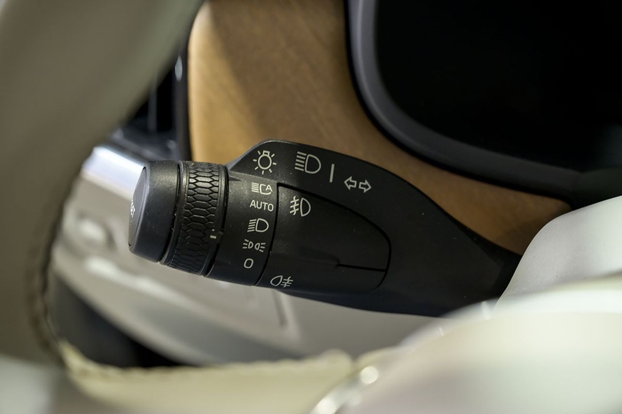 volvo v90 2022 / foto grande (3)